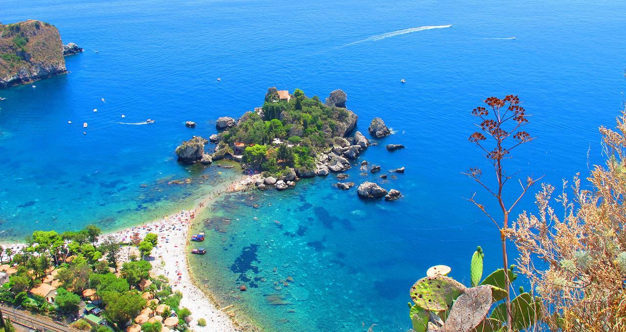 Baia Di Naxos Aparthotel Giardini Naxos Luaran gambar